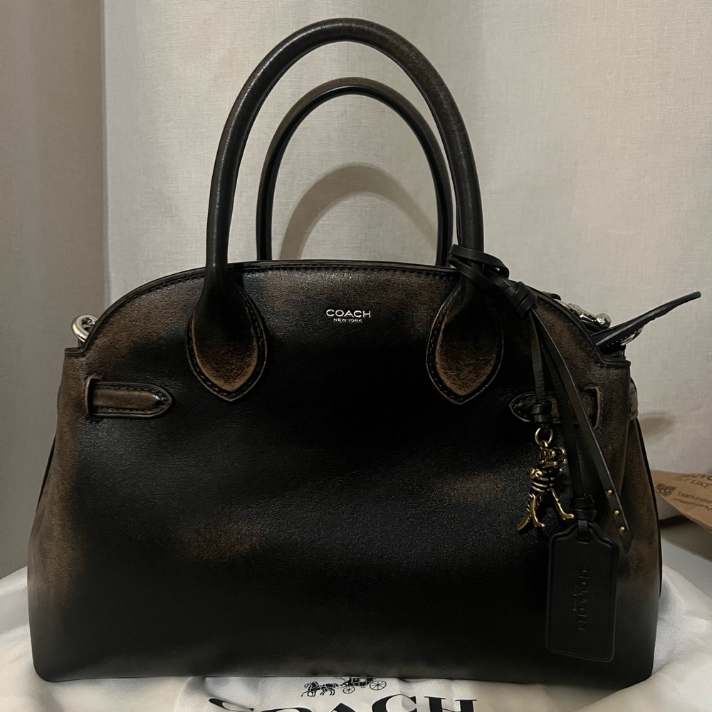 Coach Empire 28 Loved Leather - Picture 2 of 12